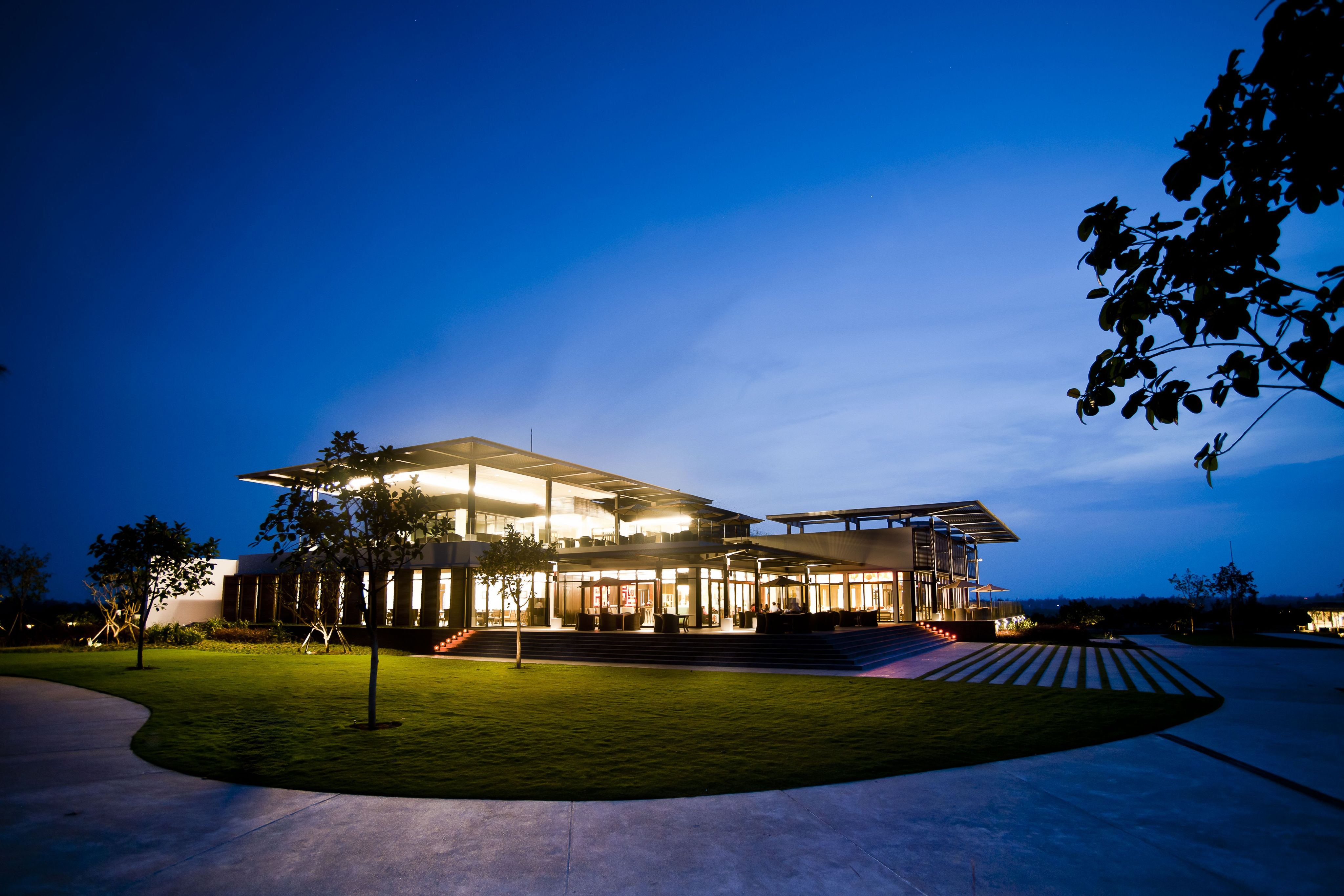 Legend Danang Golf Resort